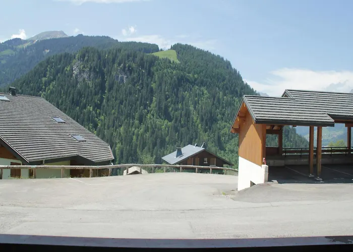 In Abondance Valley With Balcony Views